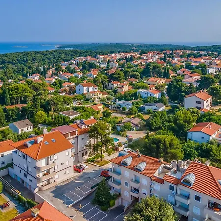 Apartment Premium Pina